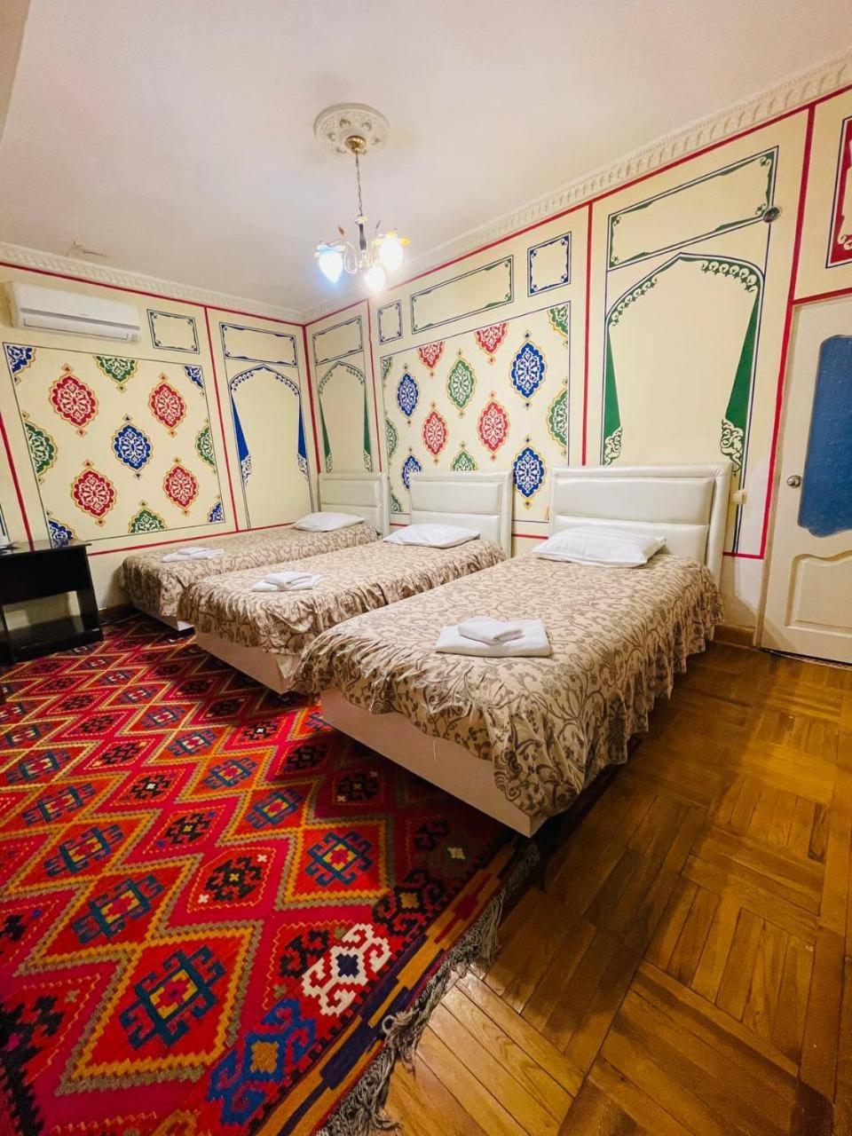 "Chor Minor" Hotel Unesco Heritage List 2 Minutes To Bukhara Old Town Square Official Partner Of The La Rosse Aroma Exterior photo